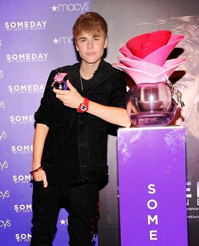 Justin Bieber at Macy's Herald Square 