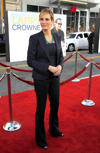 Premiere Of Universal Pictures' "Larry Crowne"