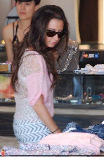 Ashley - Shopping at Planet Blue in Beverly Hills with her Mom Lisa - June 30, 2011