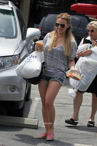 Hilary Duff shops at Fred Segal in Santa Monica, June 28
