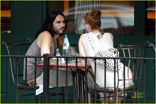 Katy Perry & Russell Brand: Biking in NYC!
