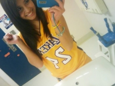  LAKERS<33