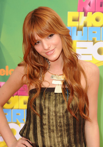  Kids Choice Awards 2011- Bella Thorne