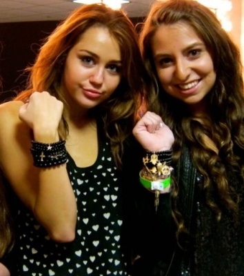 Personal: Miley & Friends & Family & Fans