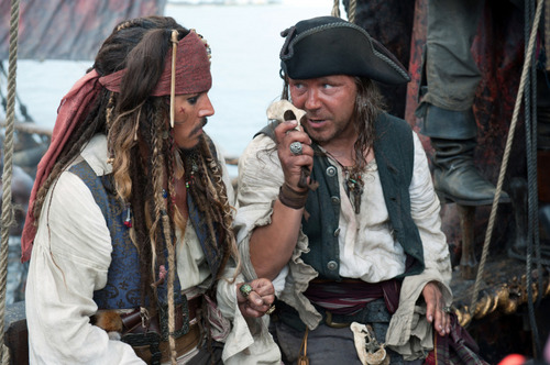  Pirates of the Caribbean On Stranger Tides_Peter Mountain