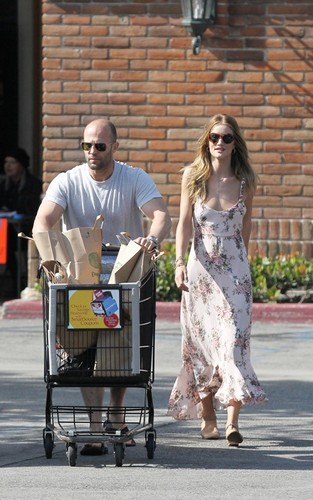 Rosie Huntington Whiteley and Jason Statham preparing for their Fourth of July BBQ (July 4).