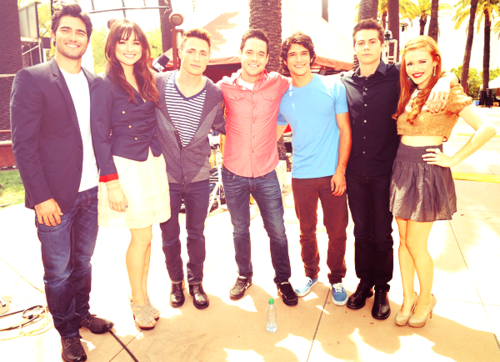  The Cast <3