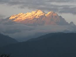 View of Mt. Kanchendzonga from pelling