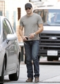 jake gyllenhaal Visiting A Medical Center In Los Angeles - jake-gyllenhaal photo