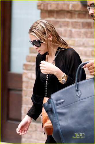  Ashley Olsen Takes Off from Tribeca