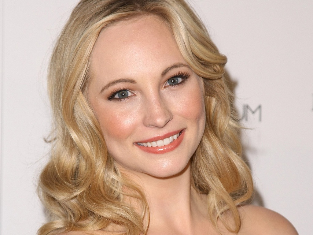 Download this Candice Accola picture