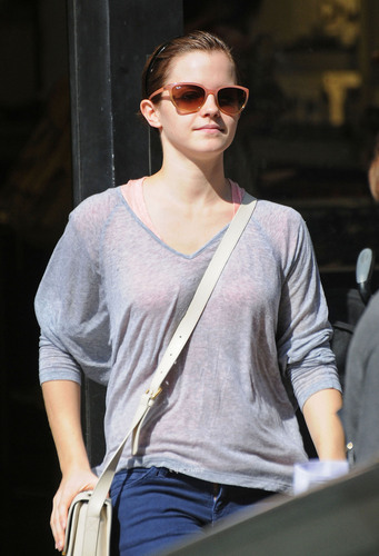  Emma Watson shops at Chanel in SoHo, NY, Jul 13