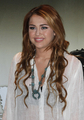 Miley Cyrus  - miley-cyrus photo