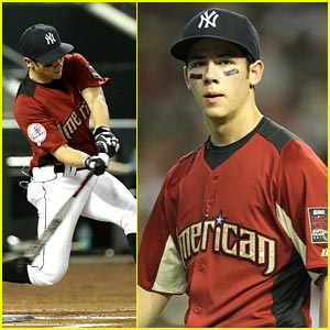 Nick Jonas: All-Star Legends & Celebrity Softball Game (07.10.2011) !!