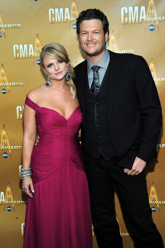  Blake Shelton - 44th Annual CMA Awards - Arrivals