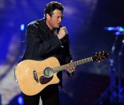  Blake Shelton - American Country Awards 2010 - 显示