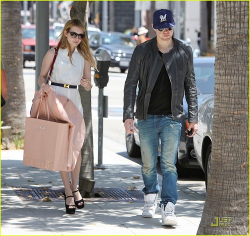 Chord Overstreet & Emma Roberts: Beverly Hills Shoppers!