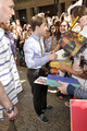 Daniel Signing Autographs after the Today Show (07.14.11) HQ - daniel-radcliffe photo