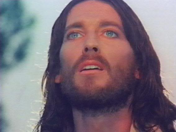 Jesus-Of-Nazareth-Photos-from-the-Movie-Jesus-played-by-Robert-Powell-jesus-23779885-567-424.jpg