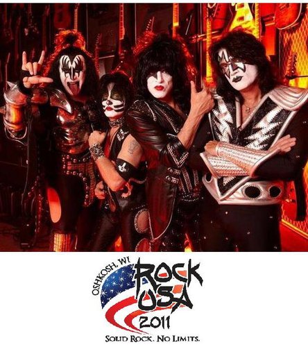  吻乐队（Kiss） ~ Rock Fest in Oshkosh ^_^
