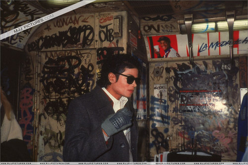 Michael Jackson <3 ~hee-hee <3 niks95