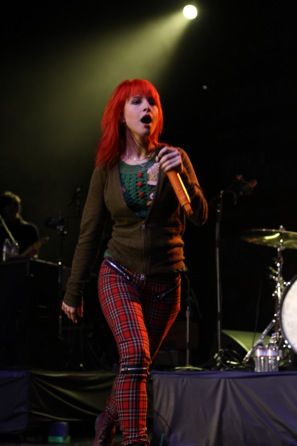  paramore Live @ Jingle campana Bash Seattle 2010