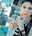 Selena Cutie - selena-gomez photo