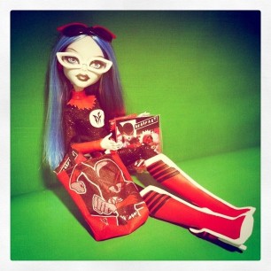  ghoulia "daydream of dead"