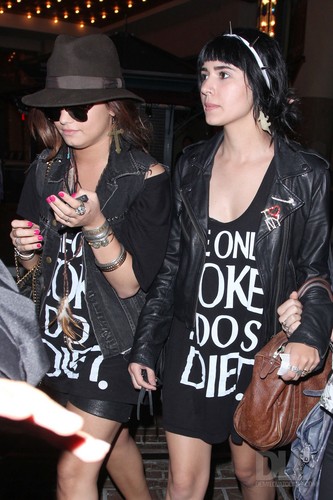  Demi - Leaving The Grove in Los Angeles, CA - July 17, 2011 HQ