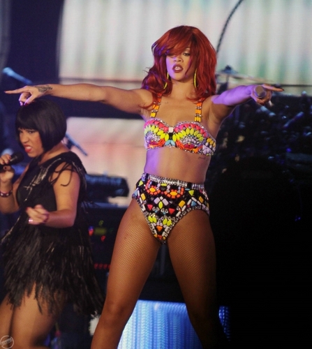  Rihanna - Loud Tour (2011) Greensboro, NC - July 16, 2011