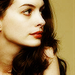 Anne Hathaway - leyton-family-3 icon