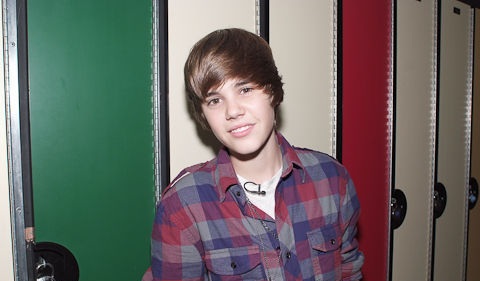  Justin In His Hometown Stratford bởi Micah Smith
