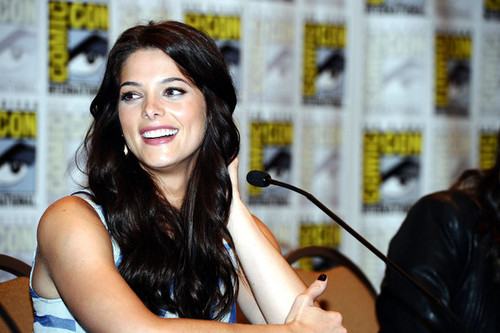 Twilight Saga Cast At Comic Con 2011