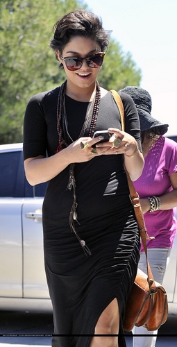 Vanessa - Out and about in Studio City with Mom Gina - July 20, 2011