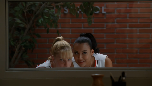  ग्ली Brittany and Santana