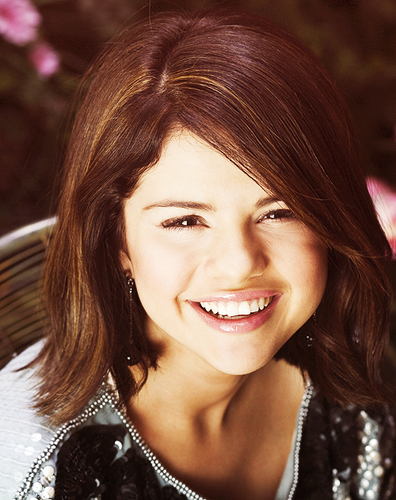  Selena Beautiful Gomez<3