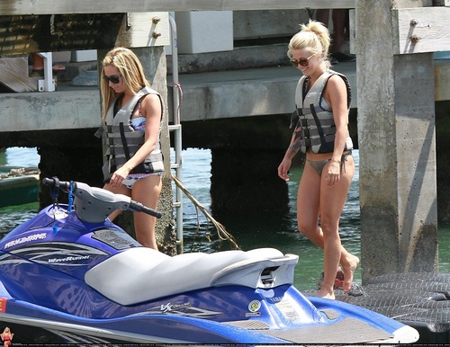 Ashley - Hitting the jet skis in Miami with Julianne and Derek Hough - July 30, 2011