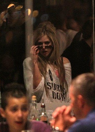  Avril Lavigne at a restaurant in Rio De Janeiro, Brazil.July 29th