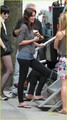 Leighton Meester: 'Gossip Girl' Set with Elizabeth Hurley and Chase Crawford - gossip-girl photo
