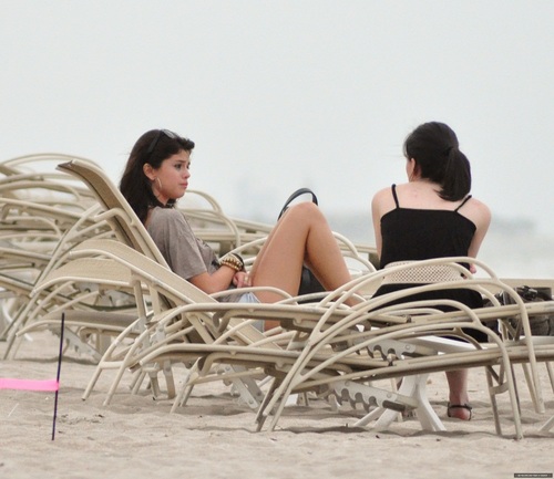 Selena - On the beach in Palm Beach - July 27, 2011
