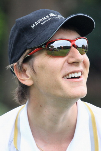 2011: FitFlop Shooting Stars Benefit Golf tournament