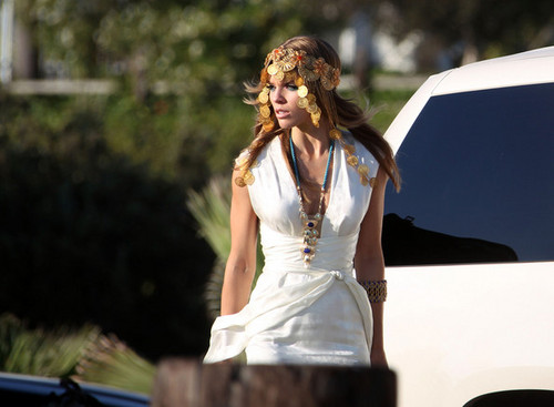 AnnaLynne McCord, dressed like a Greek goddess on the set of 90210, was sighted filming in L.A