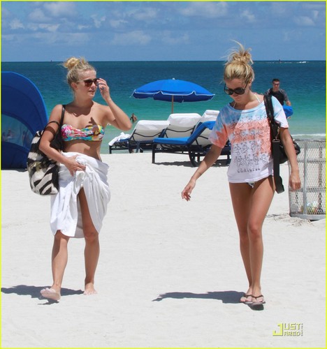 Ashley & Julianne out in Miami