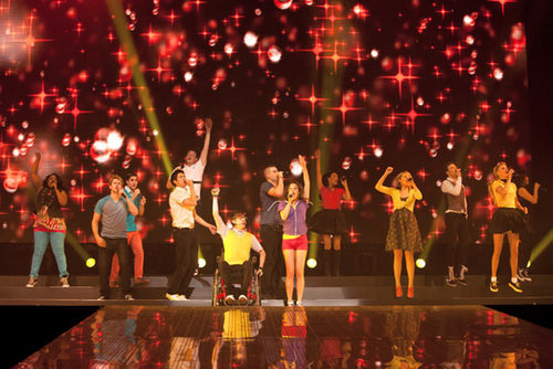 Glee:3D Concert Movie Preview pics!