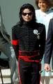 Micheal, how beautifil you are!! - michael-jackson photo