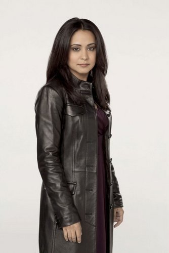  Season 1 - Cast - Promotional foto-foto - Parminder Nagra