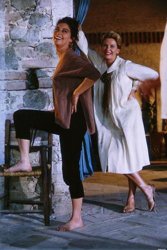  Ava Gardner and Deborah Kerr