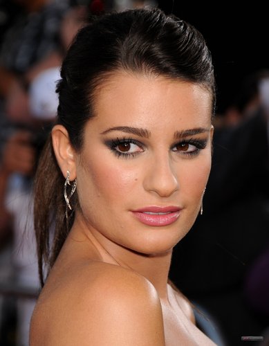  Lea @ The Premiere of "Glee The 3D концерт Movie"