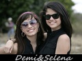 Selena&Demi Wallpaper ❤ - selena-gomez-and-demi-lovato wallpaper