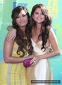 Selena - Teen Choice Awards - August 07, 2011 - selena-gomez photo